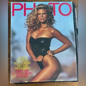 PHOTO Magazine 189 June 1983 Christie Brinkley Halsman Capa Dickinson